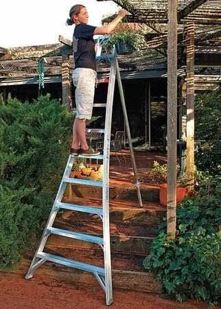 Tripod Orchard Stepladder 14Ft - 1114H HSK